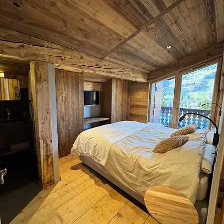 Duplex Aux Pieds Des Pistes A Rochebrune Appartement Megève