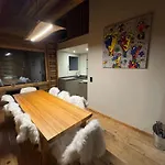 Duplex Aux Pieds Des Pistes A Rochebrune Megeve
