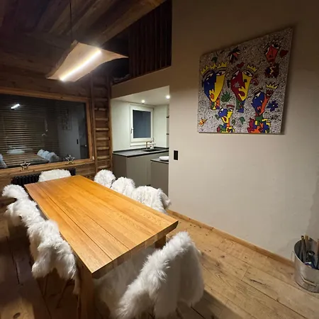 Duplex Aux Pieds Des Pistes A Rochebrune Megève